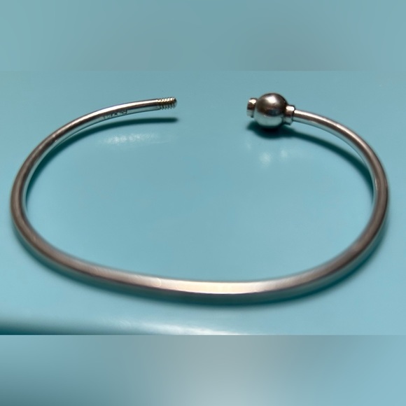 EDEN Hand Arts Cape Cod Sterling Silver Bangle Bracelet fits 7 to 7 1/2 wrists - Picture 3 of 11